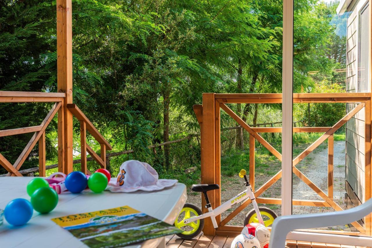 Camping Village Il Poggetto Troghi Exterior photo